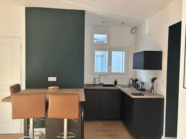 Studio Totalement Renove En Plein Centre-Ville Devant La Prefecture De Lyon