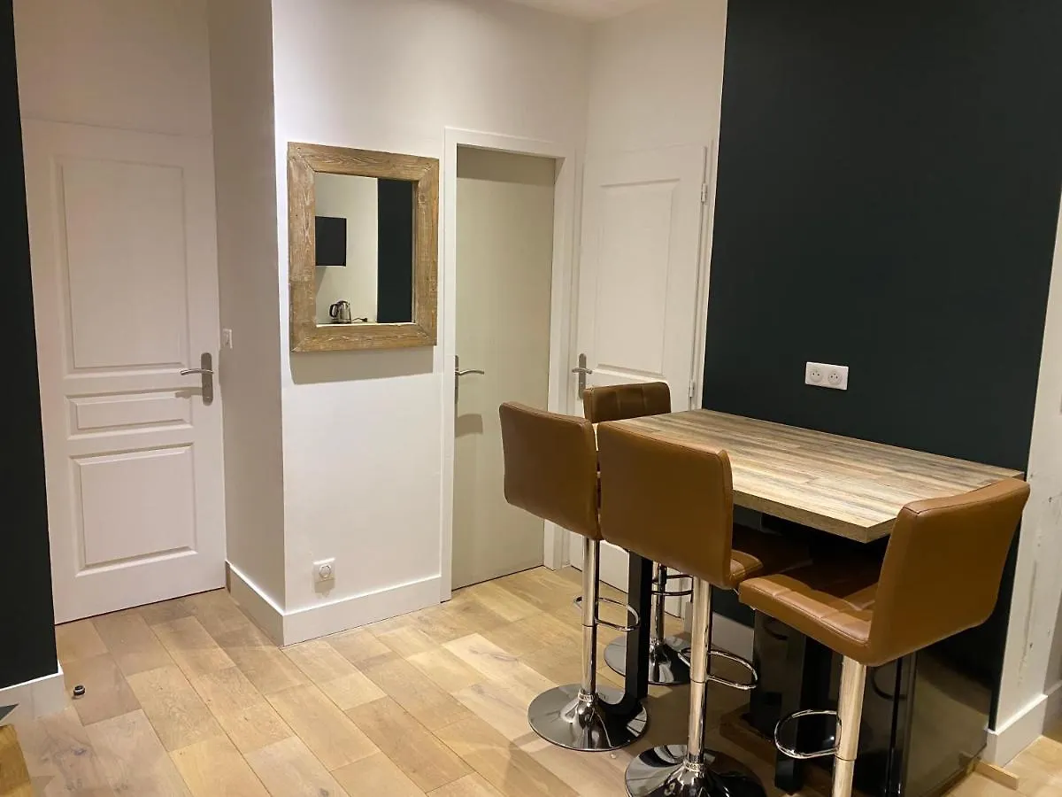Studio Totalement Renove En Plein Centre-Ville Devant La Prefecture De 리옹